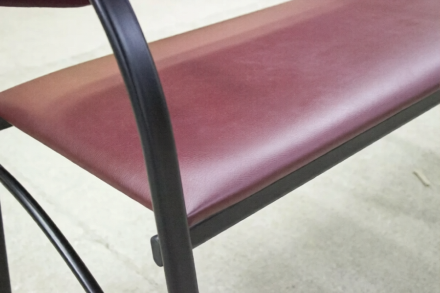 Диван-банкетка